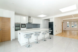 37-St-Margarets-Avenue-London-N20-9LL-18