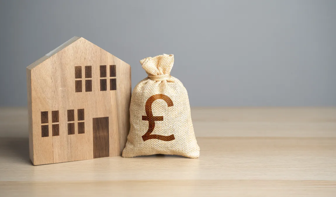 Who is a cash buyer?